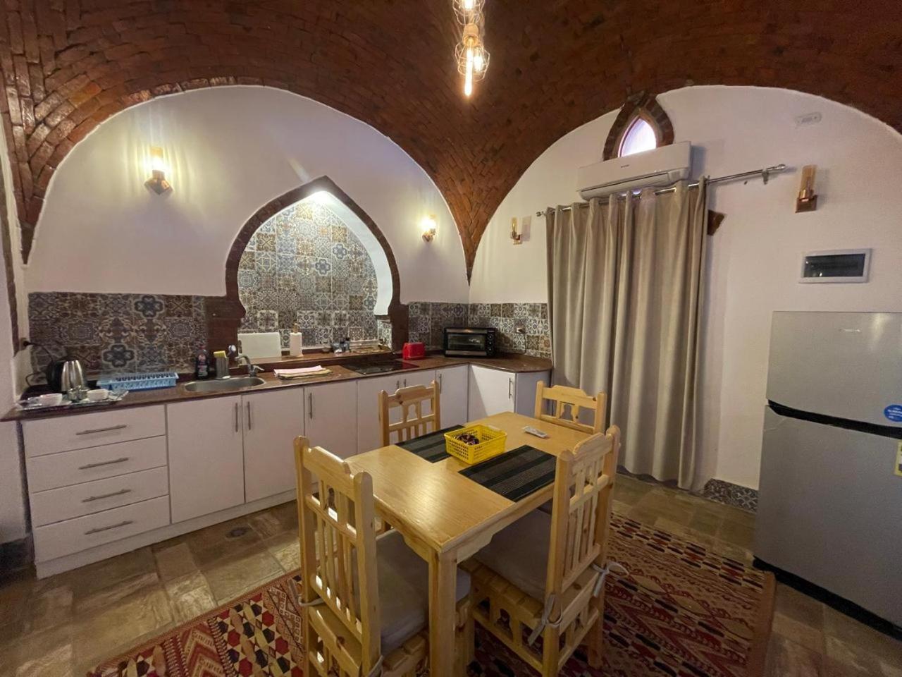 Villa Kemet Jazirat al Awwamiyah Bagian luar foto